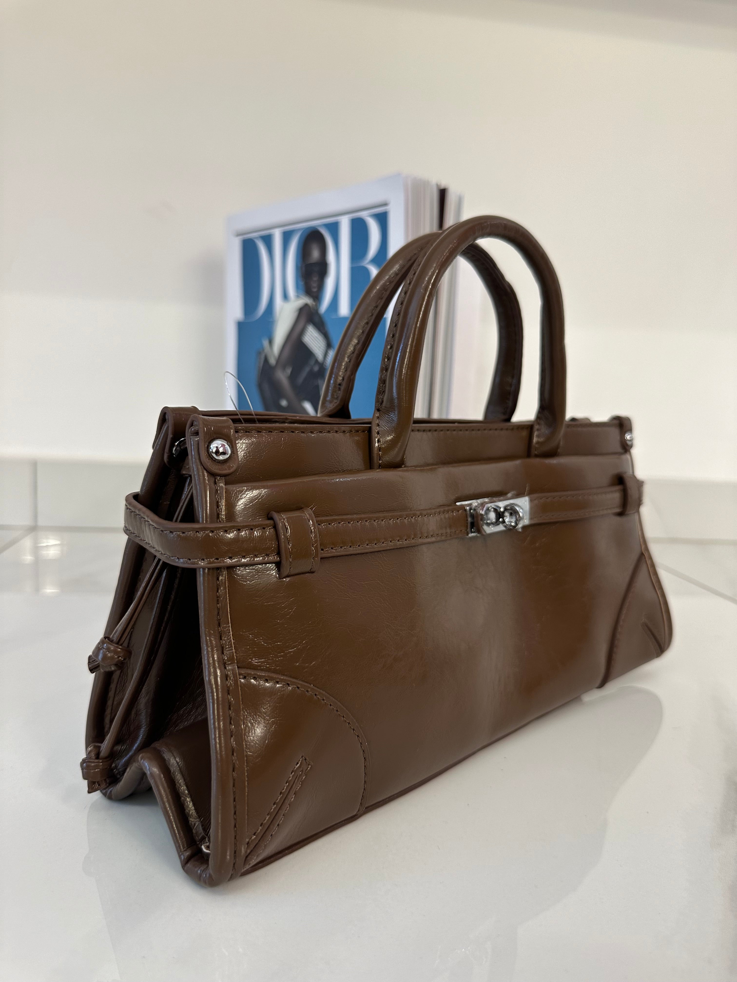 Borsa H