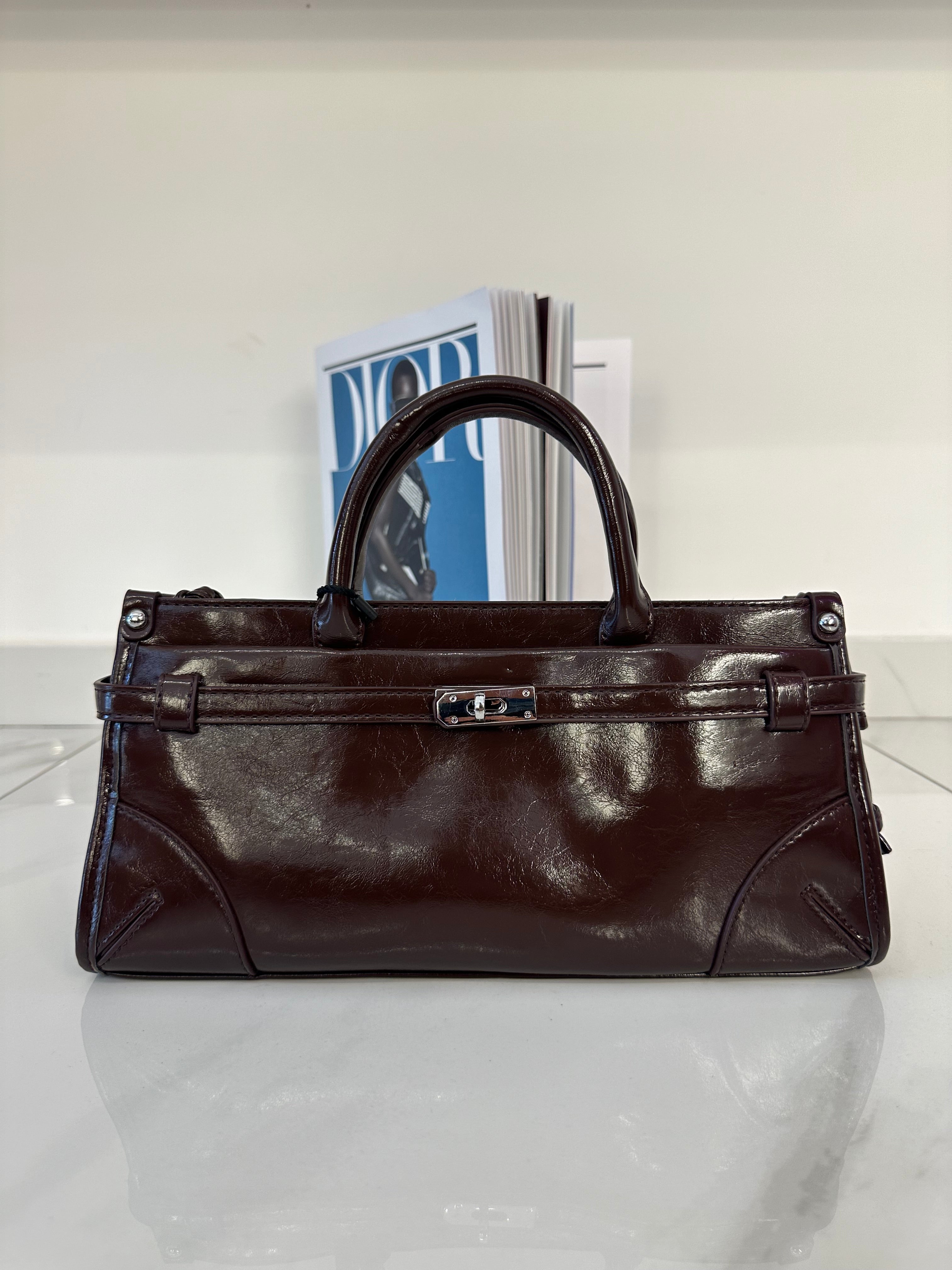 Borsa H