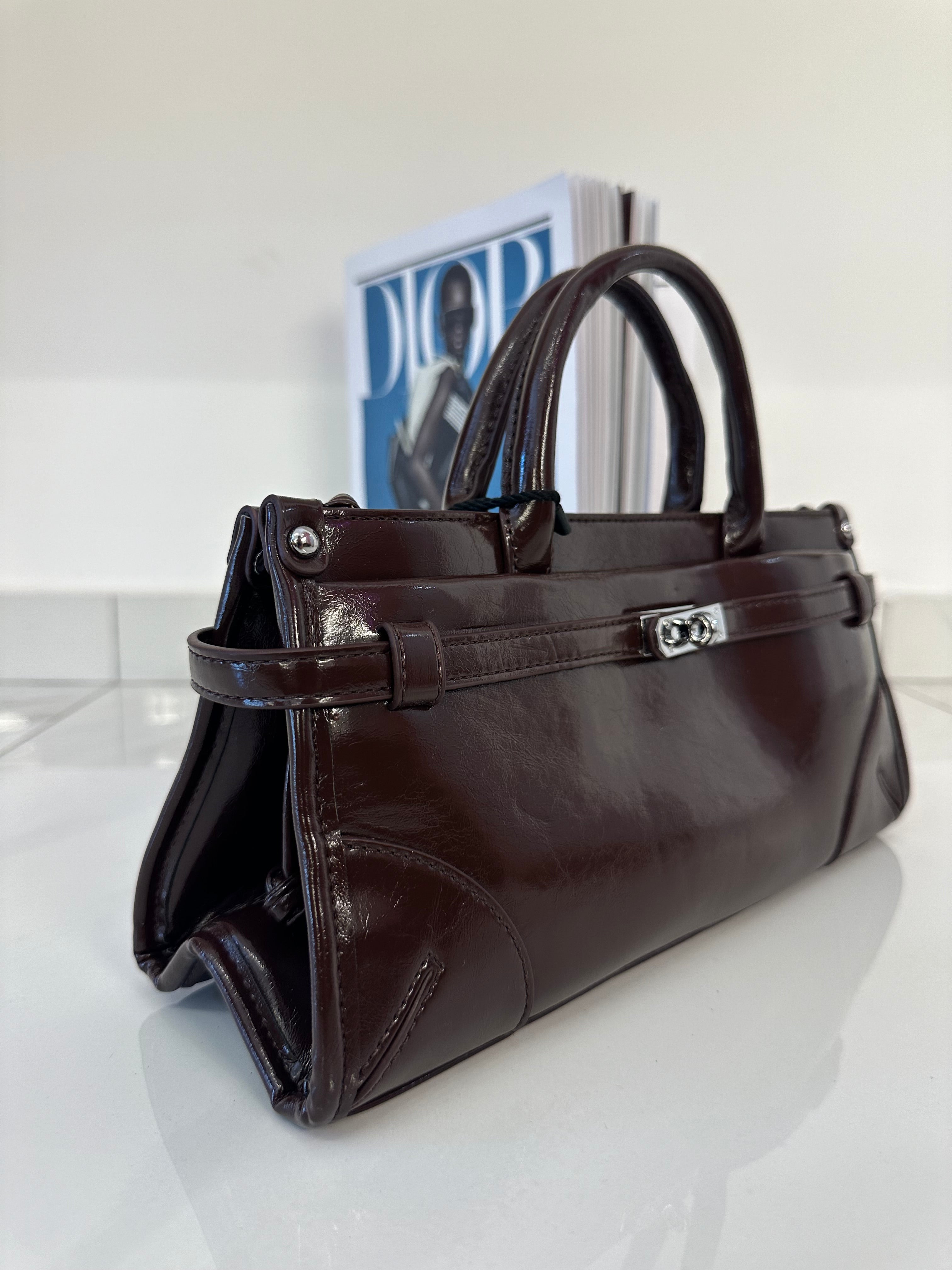 Borsa H
