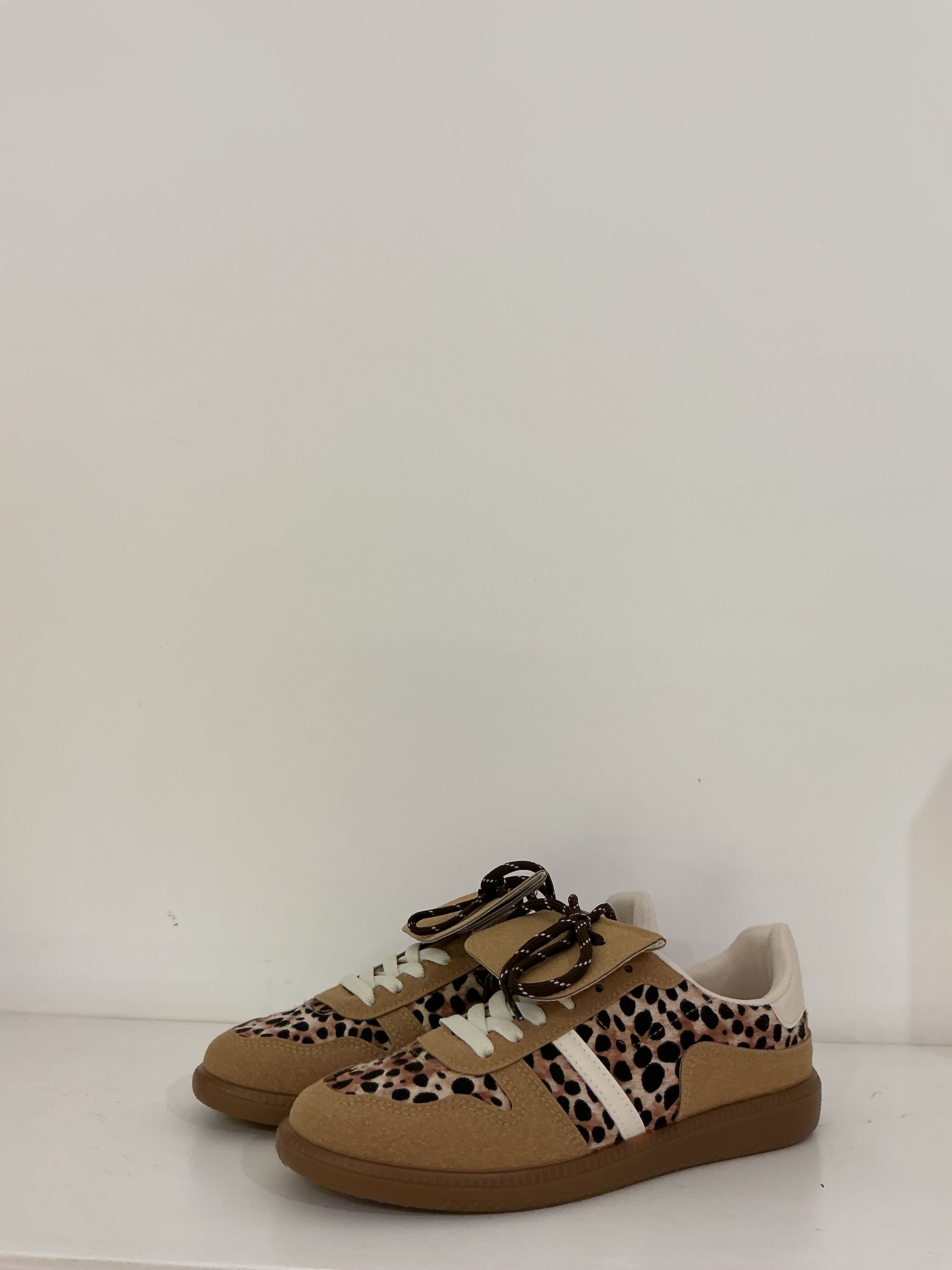 Sneakers LEO