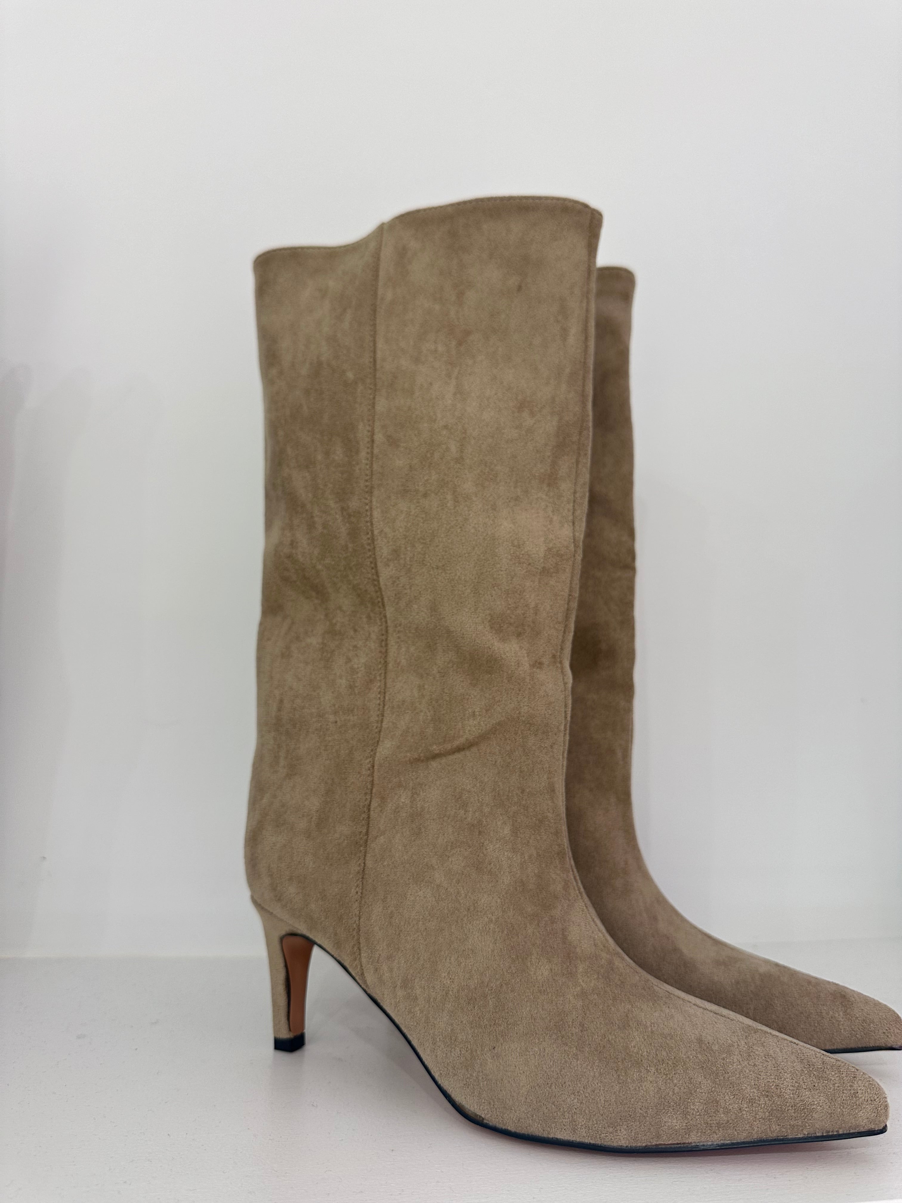 Stivale camoscio Beige