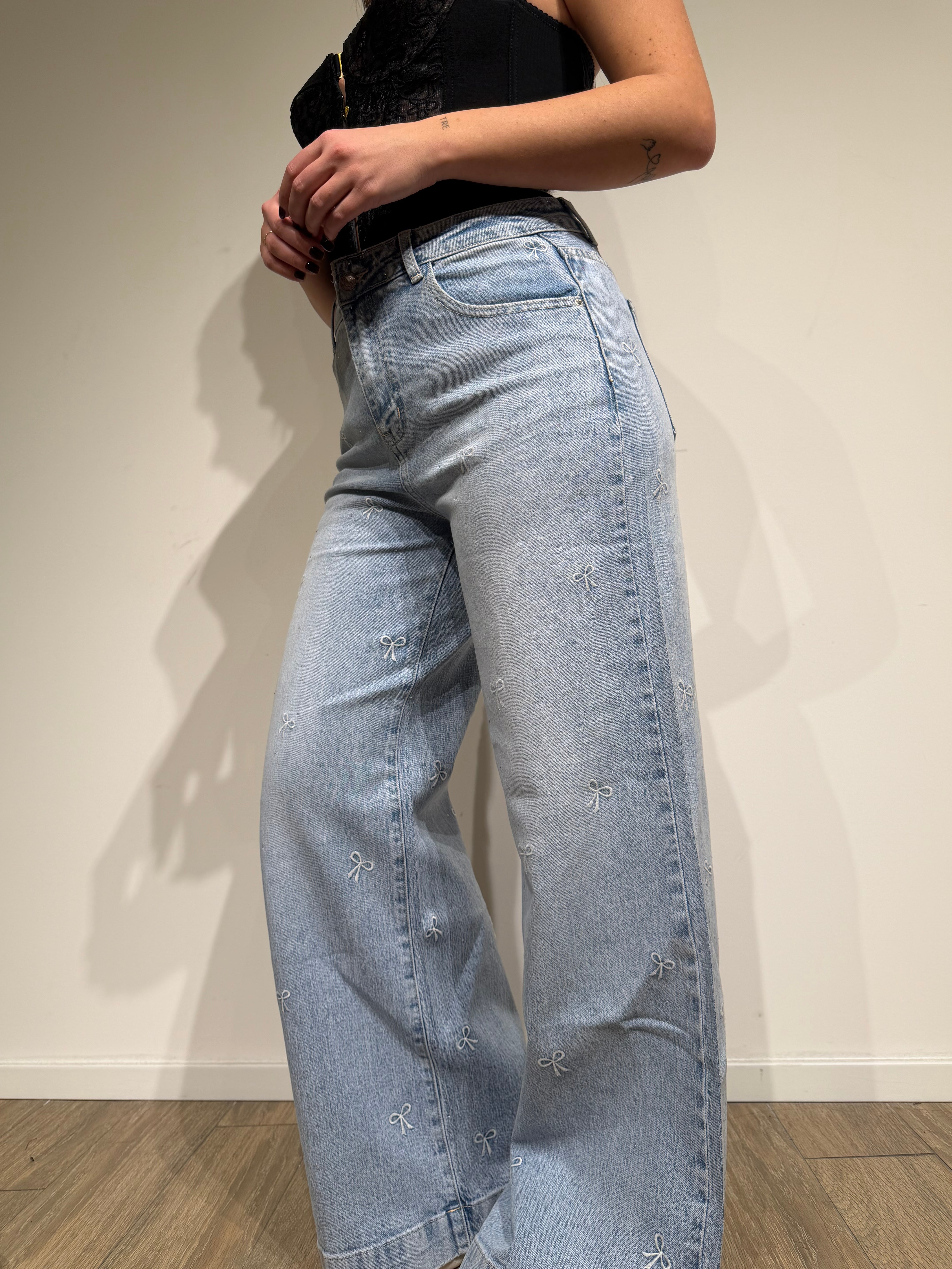 Jeans fiocco