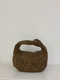 Mod bottega in camoscio