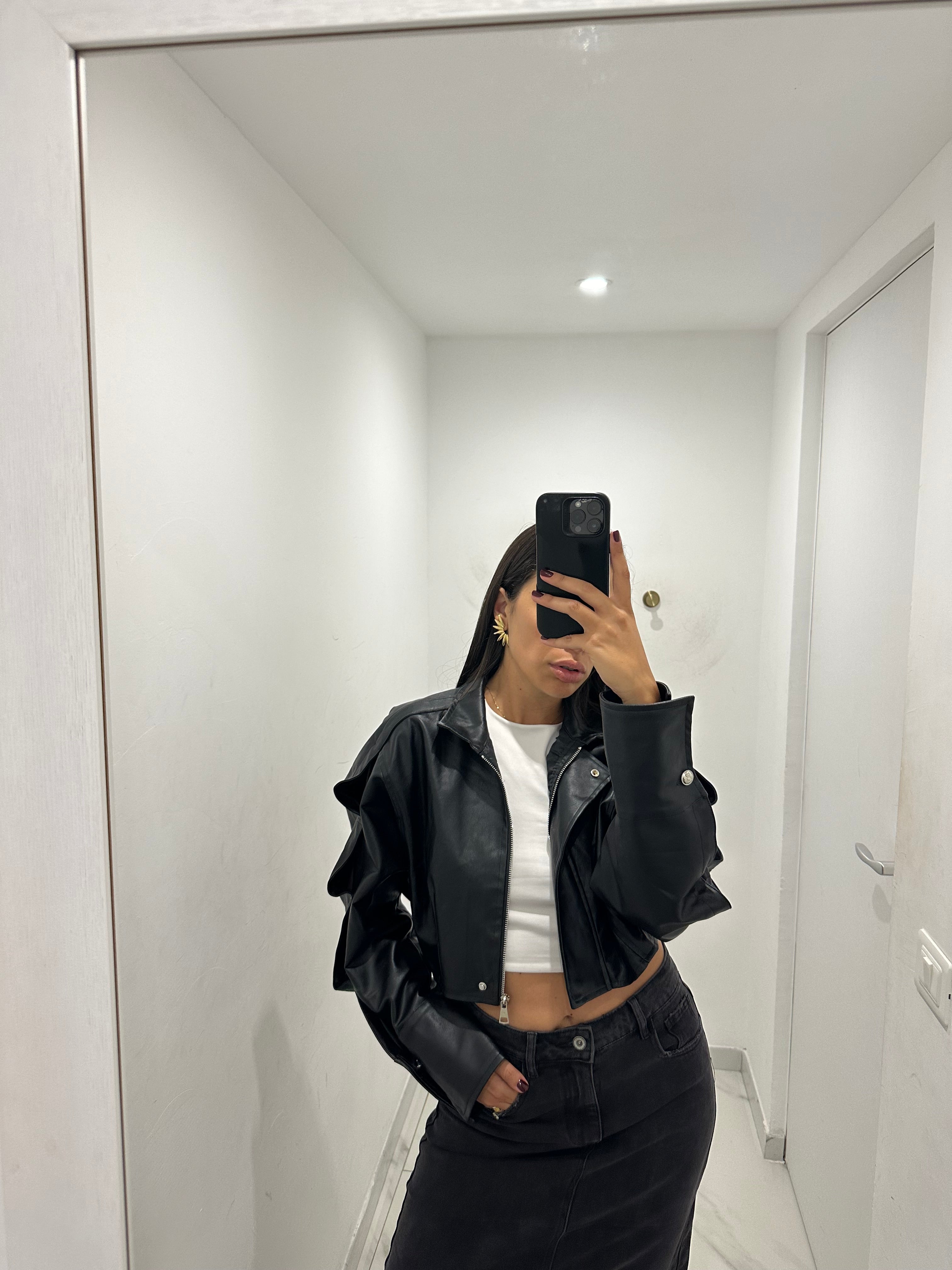 Giacca crop in pelle
