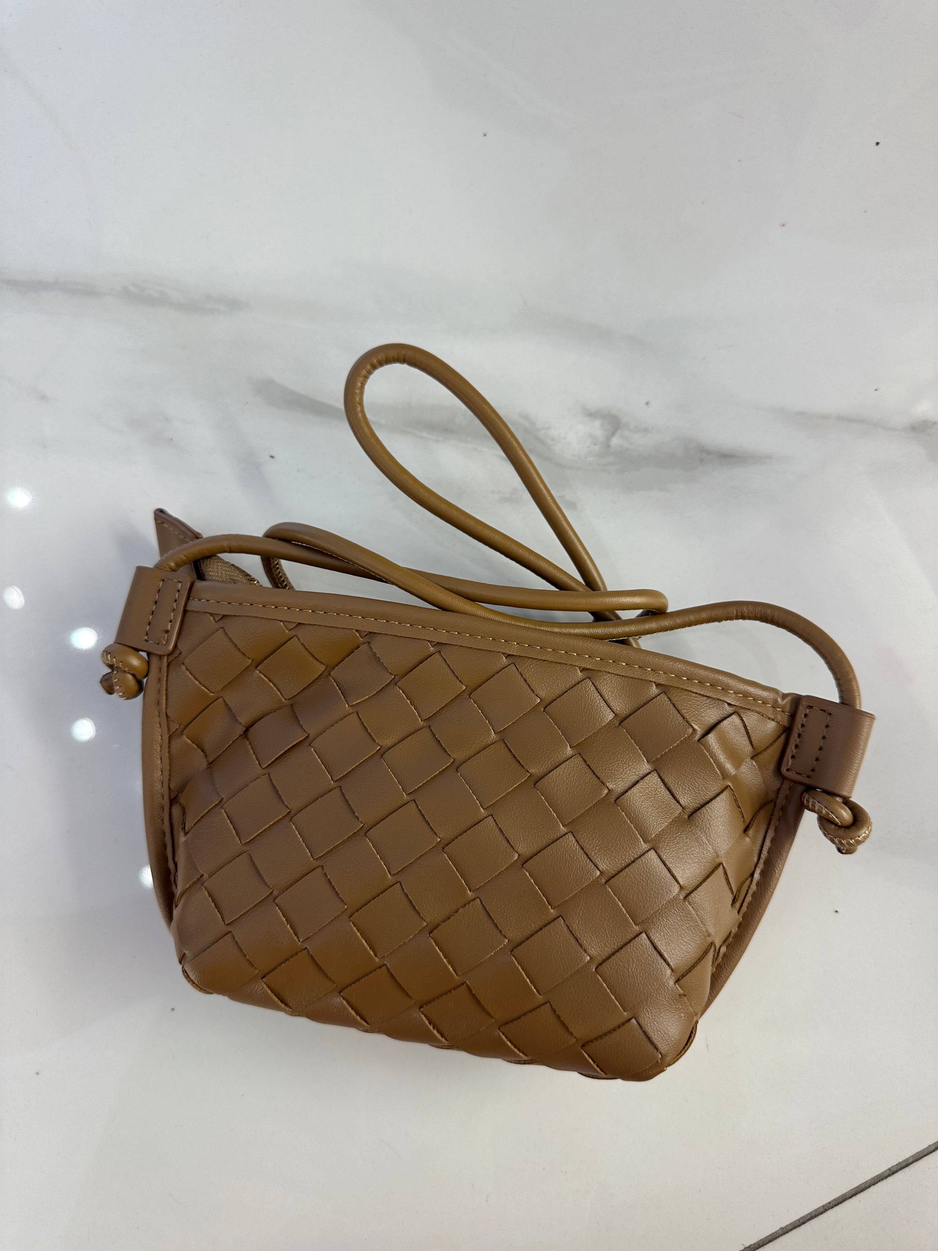 Tracolla Bottega