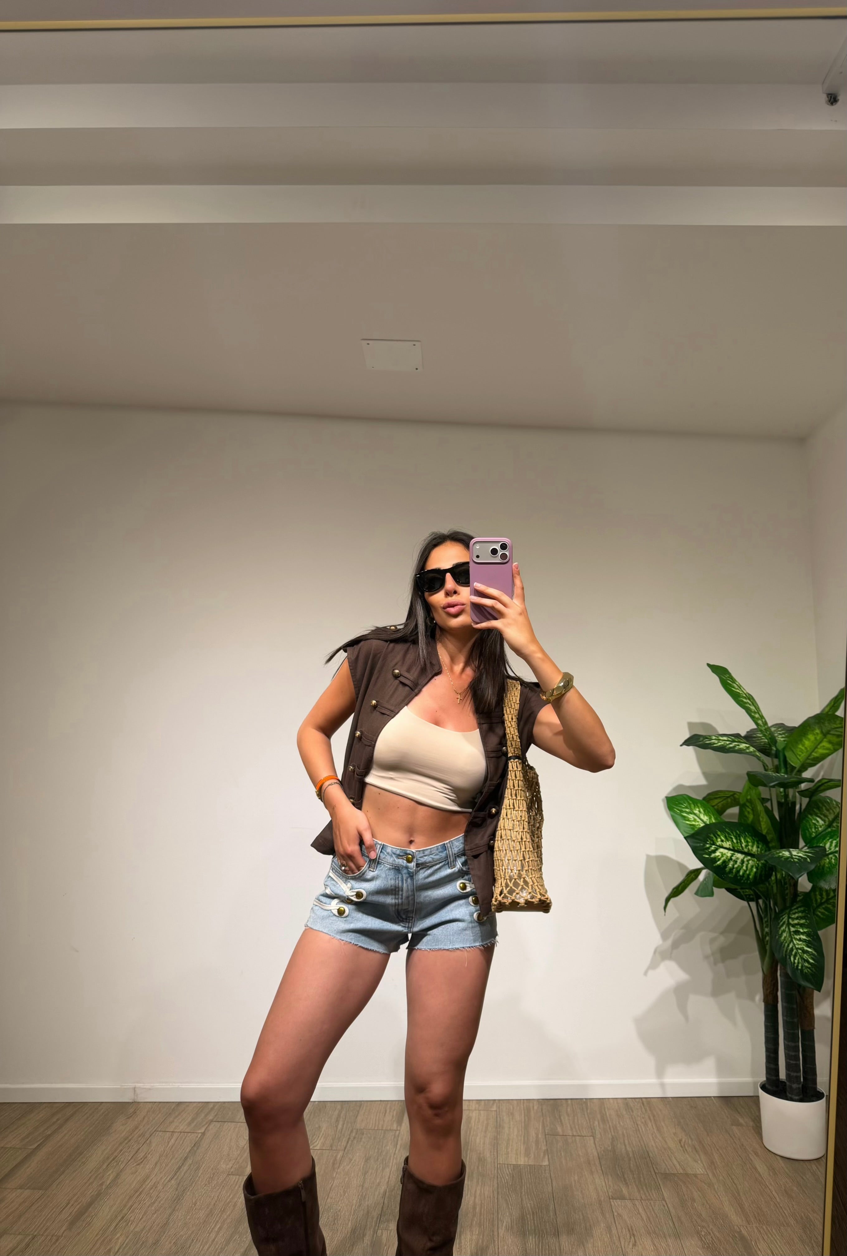 Shorts botton