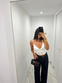 Top “V”